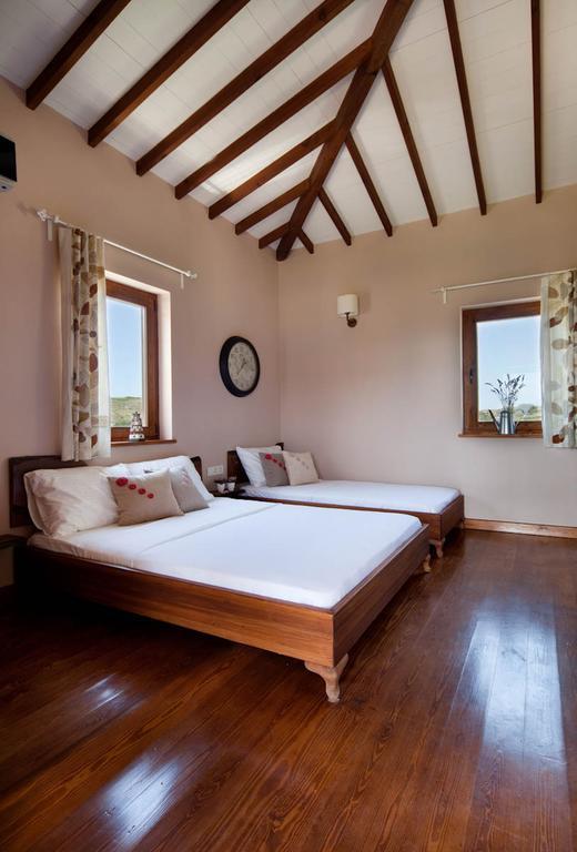 Bed and Breakfast Mavikarga Бозджаада Номер фото