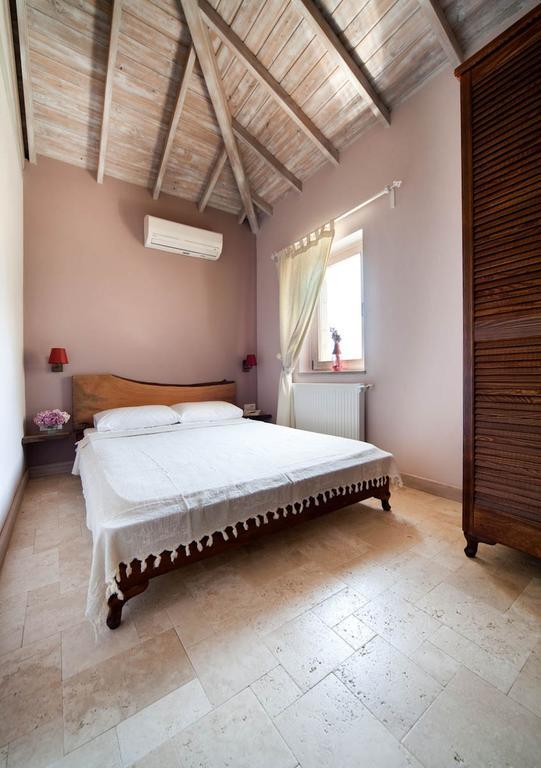 Bed and Breakfast Mavikarga Бозджаада Номер фото